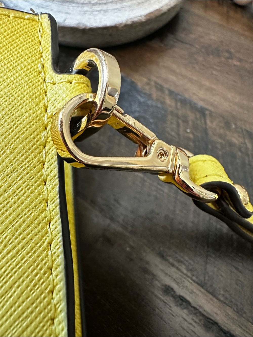 Michael Kors Bright sunshine Yellow staffino Leather Wristlet Clutch - Picture 12 of 12